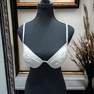 Victoria's Secret Crochet Padded Push Up White Bikini Top   Size 34C